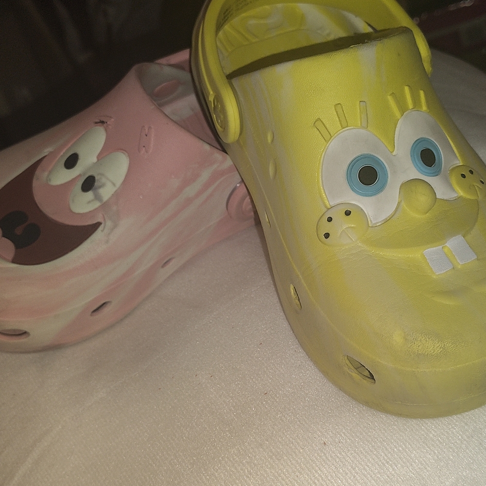 SpongeBob Kids Clogs - Yellow and Pink